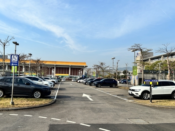 松山機場第二停車場