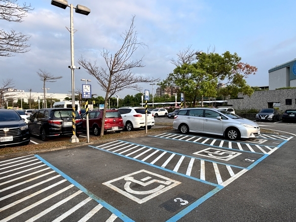 松山機場第二停車場