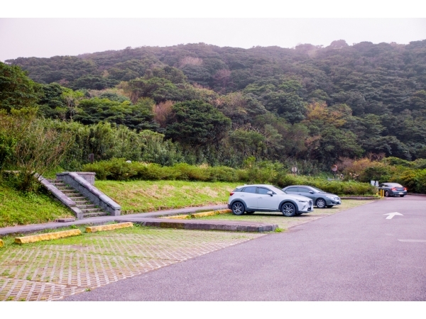 Datun Saddle Parking Lot