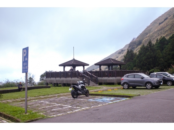 陽明山夢幻湖停車場