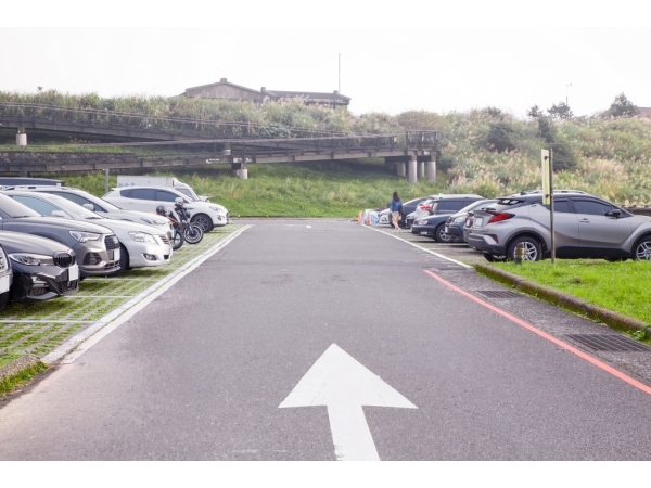 陽明山擎天崗停車場