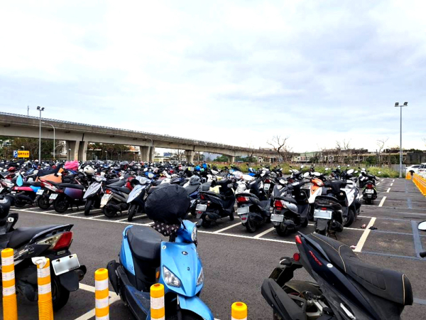 A15 Public Parking Lot