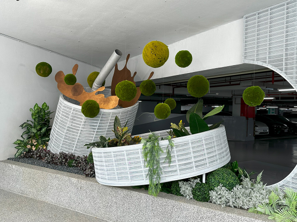 Yanping Park Parking Garage