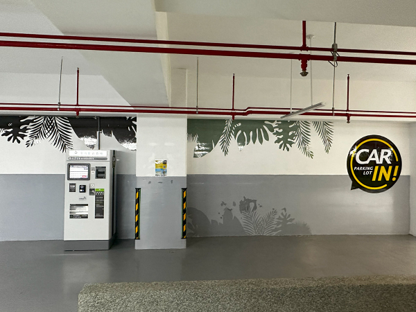 Yanping Park Parking Garage