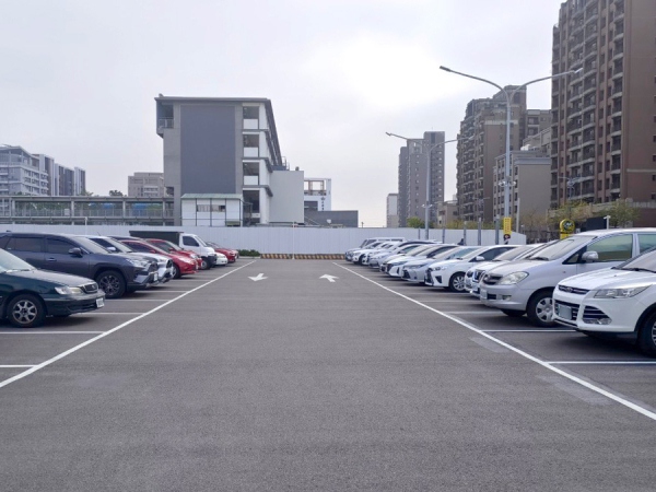 Wenxiu Parking Lot