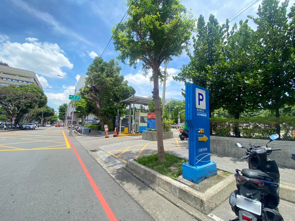 Chongde Funeral Home Wuyi Parking Lot