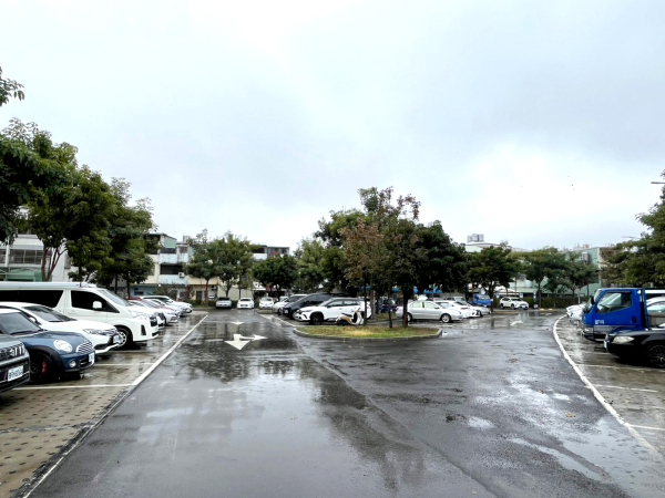 Yonghe Ln. Parking Lot