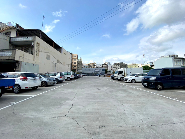Dajia Guangming Parking Lot