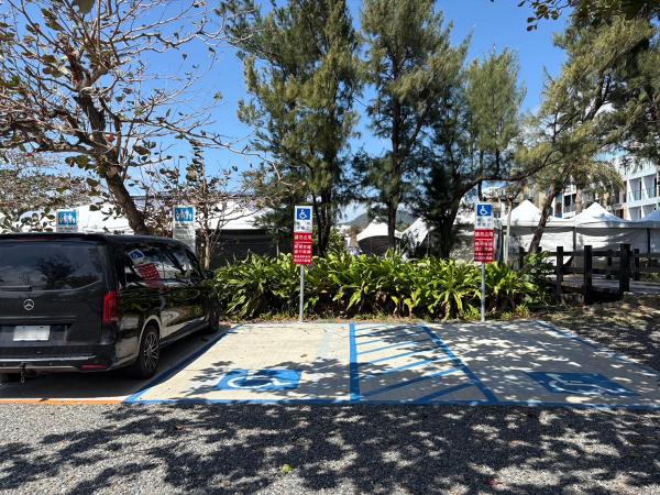 Kenting Dawan Road Temporary Parking Lot