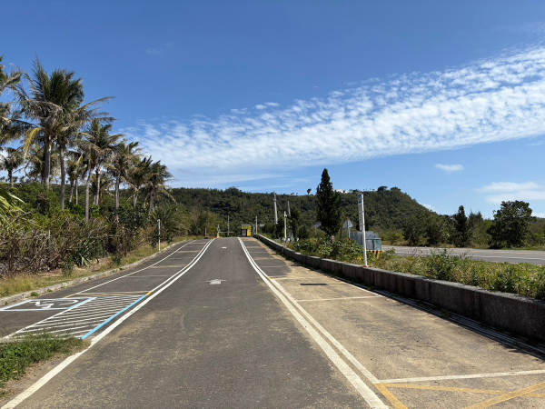 Kenting Baisha Sedan Parking Lot