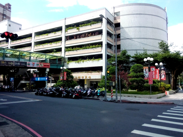 Tucheng Jincheng Multi-Story Parking Garage