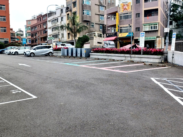 Linkou Ting Yi Parking Lot