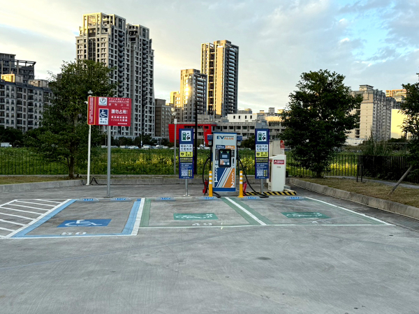 Linkou Bus Station Parking Lot