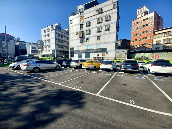 Linkou Ting Luav Parking Lot