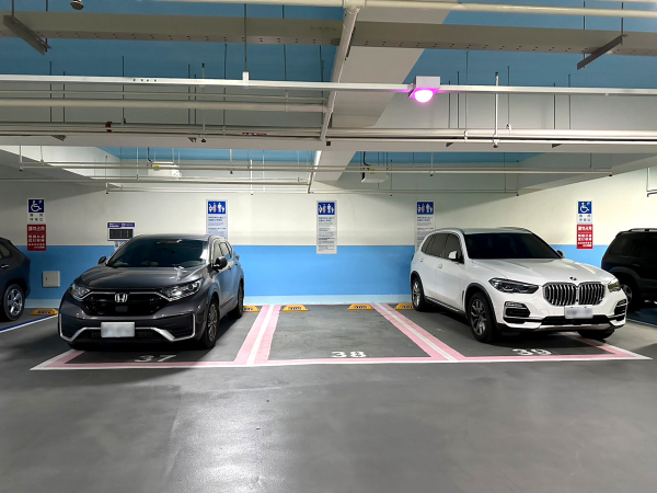 Gushan Elementary School Parking Lot