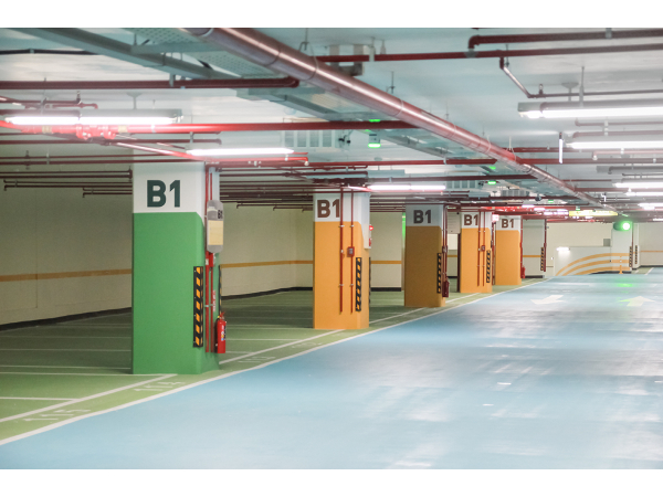 Guangwu Elementary School Parking garage