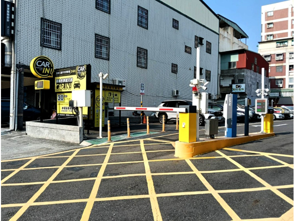 Kaixuan 3rd Rd Parking Lot