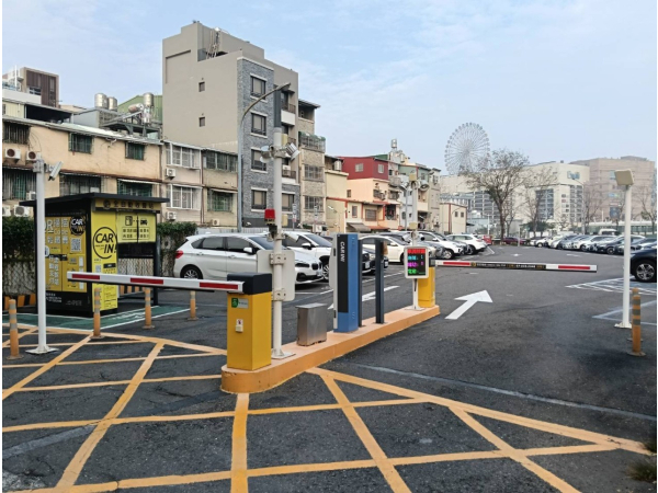Zhenxing Parking Lot