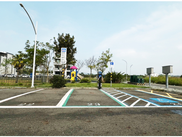 Yanchao Yanbei Parking Lot