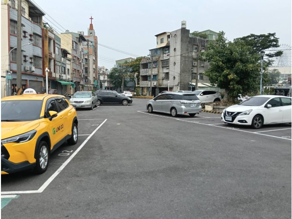 Zhenxian Parking Lot
