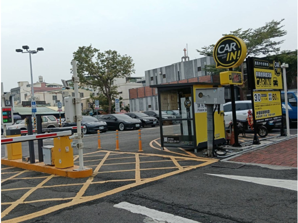 Dechang Parking Lot