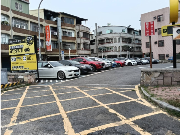 Ruichang Parking Lot